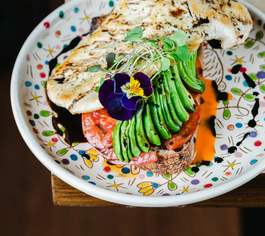 Tostón Pollo y Palta